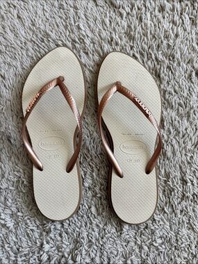 Havaianas Women's Cream Flip Flops with Rose Gold Straps